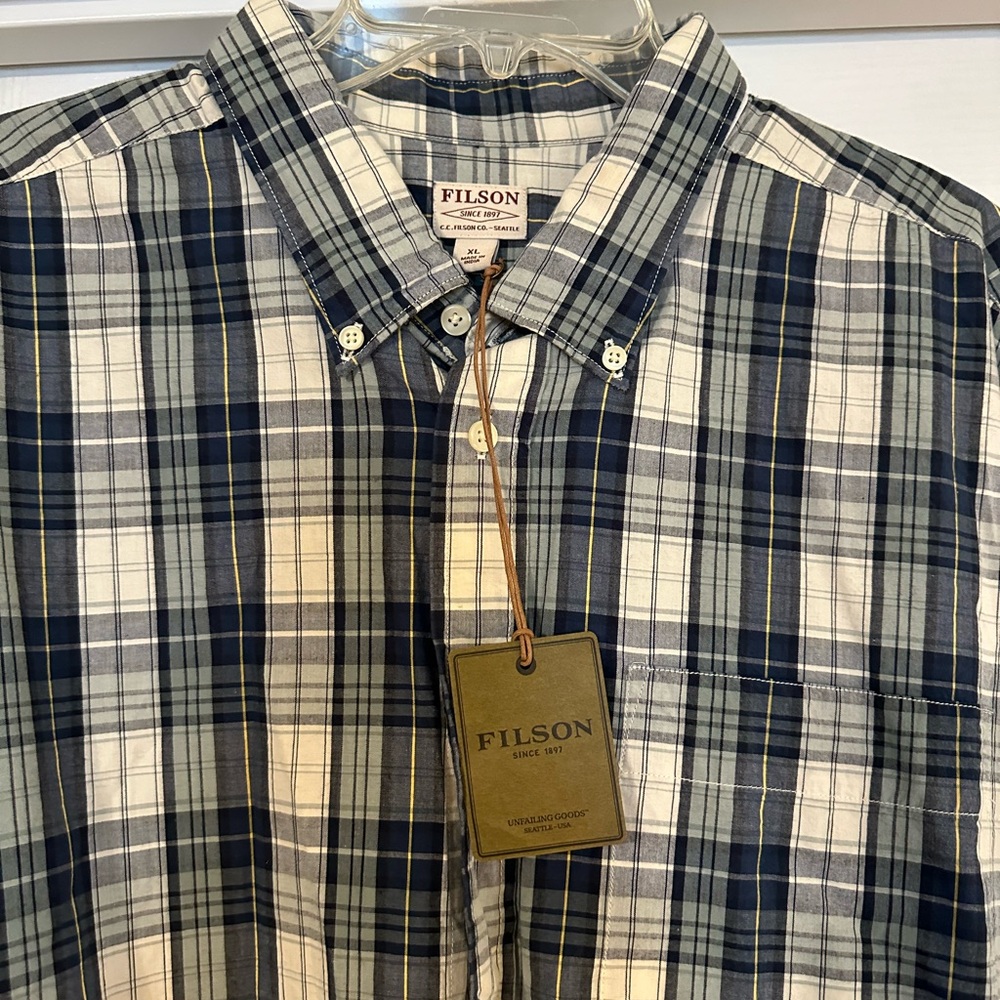 CC Filson Button Down Shirt NWT XL